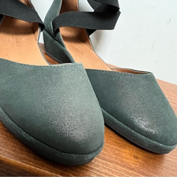 Gentle Souls Noa Leather Green Metallic Wedge Elastic Straps Round Toe Shoe 9.5 - Picture 2 of 12